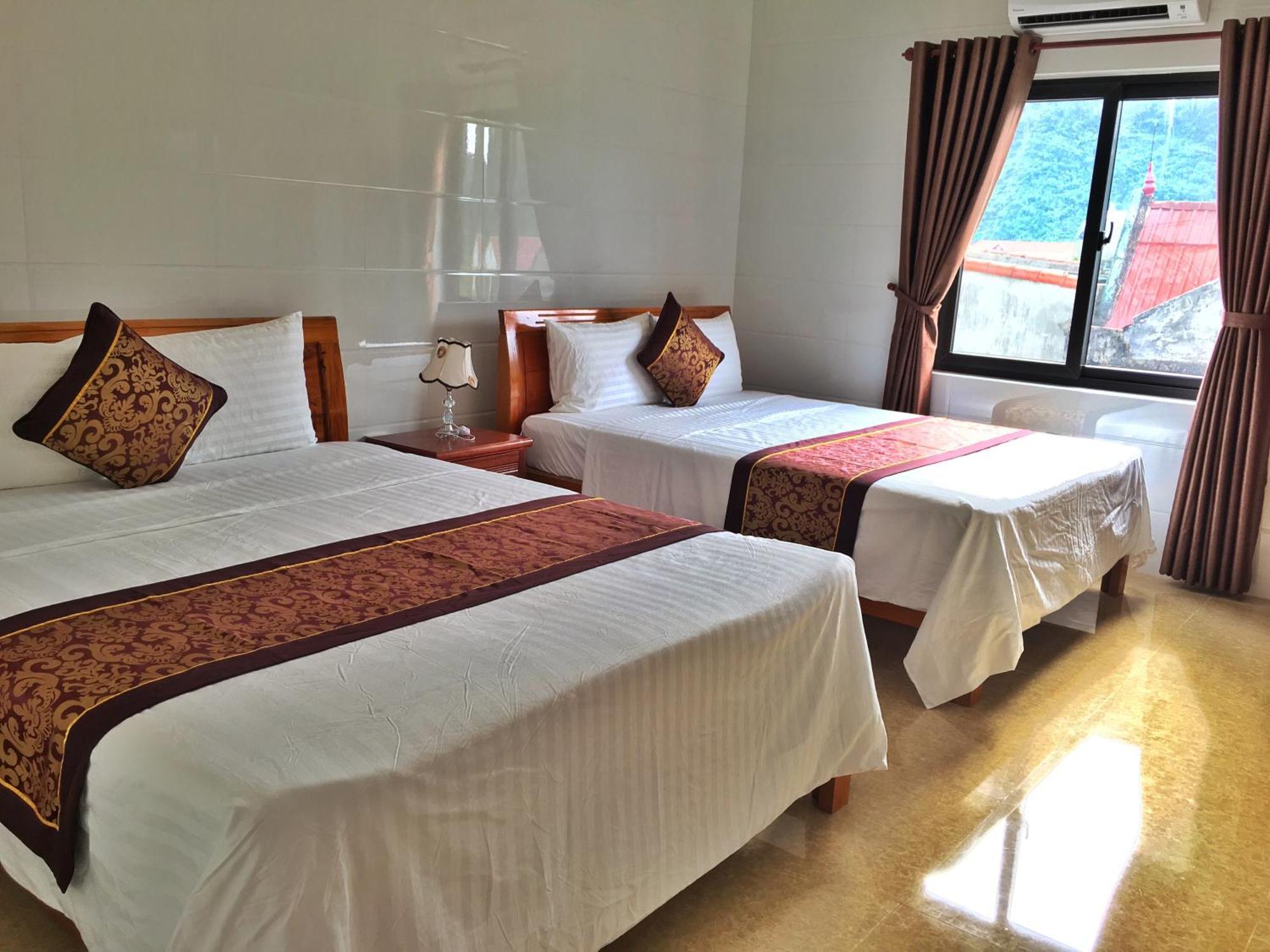 Sky Hotel Phong Nha Exterior photo