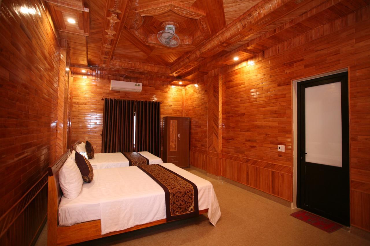 Sky Hotel Phong Nha Exterior photo