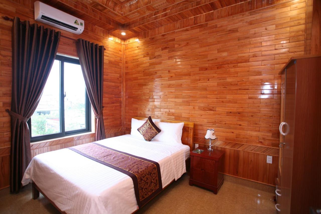Sky Hotel Phong Nha Exterior photo