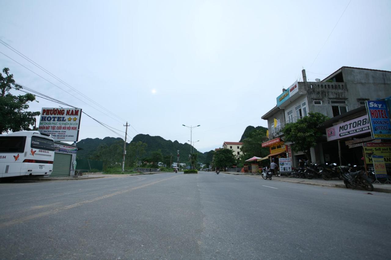 Sky Hotel Phong Nha Exterior photo